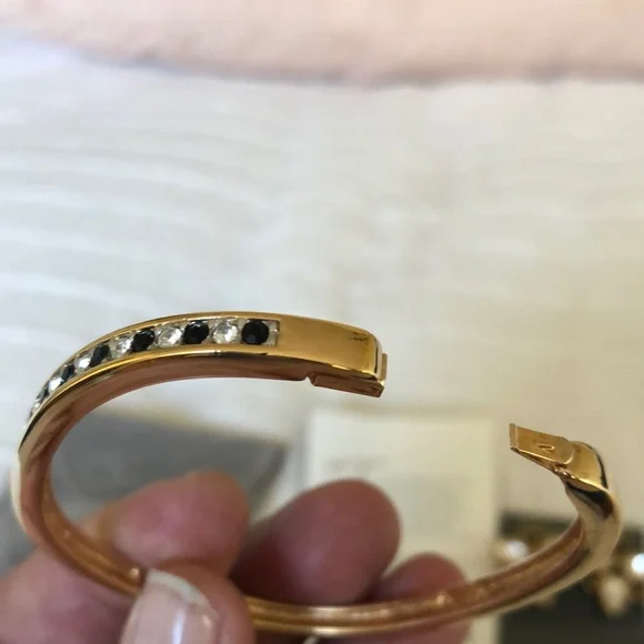 Swarovski Gold Bracelet and Earrings Set - Picture 3 of 6